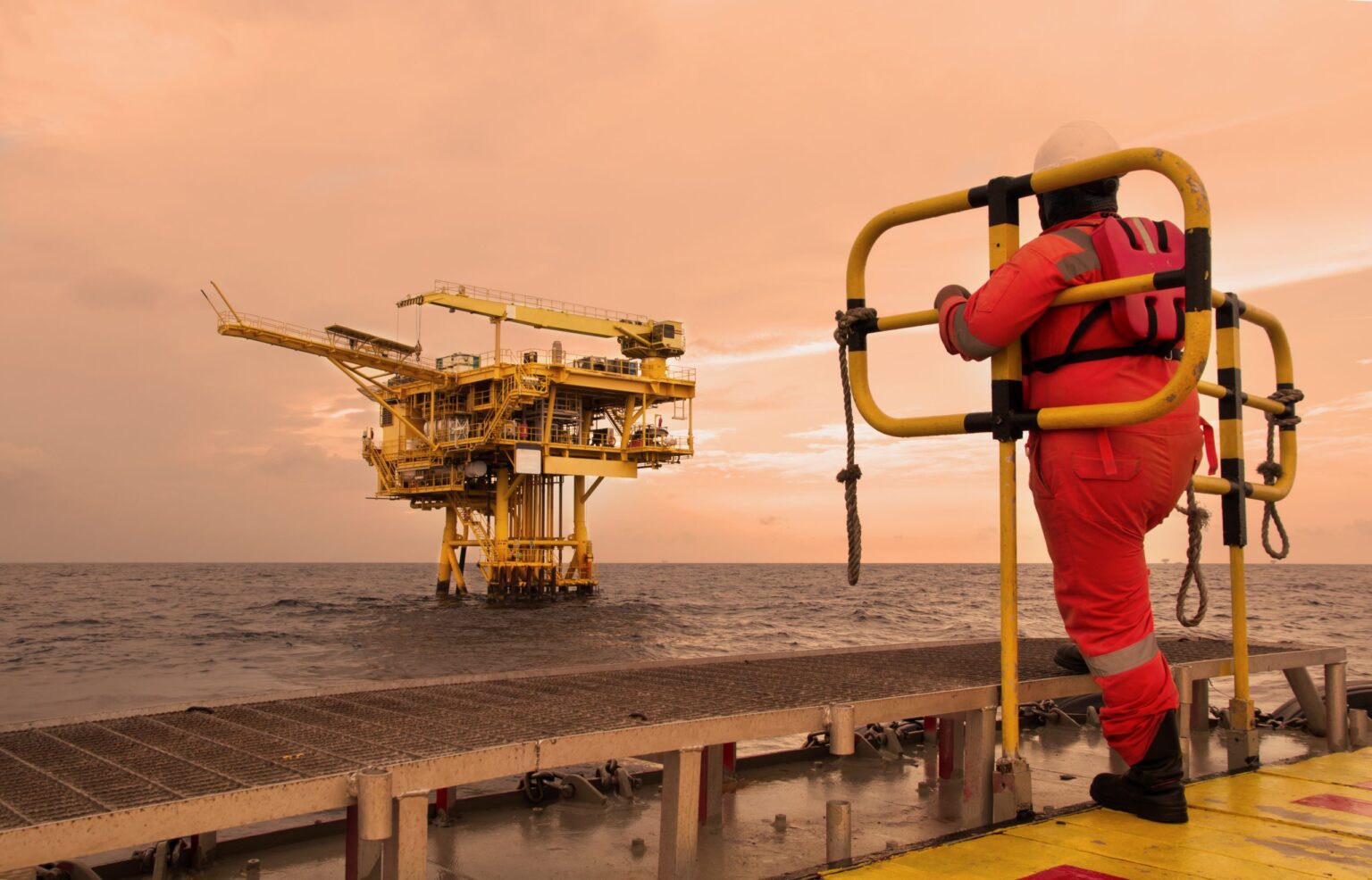 Safeguarding Offshore Rigs: Best Practices in Corrosion Control ...